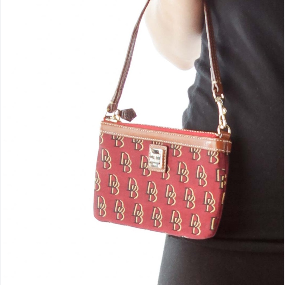 Dooney & Burke Vintage Red Printed Wristlet